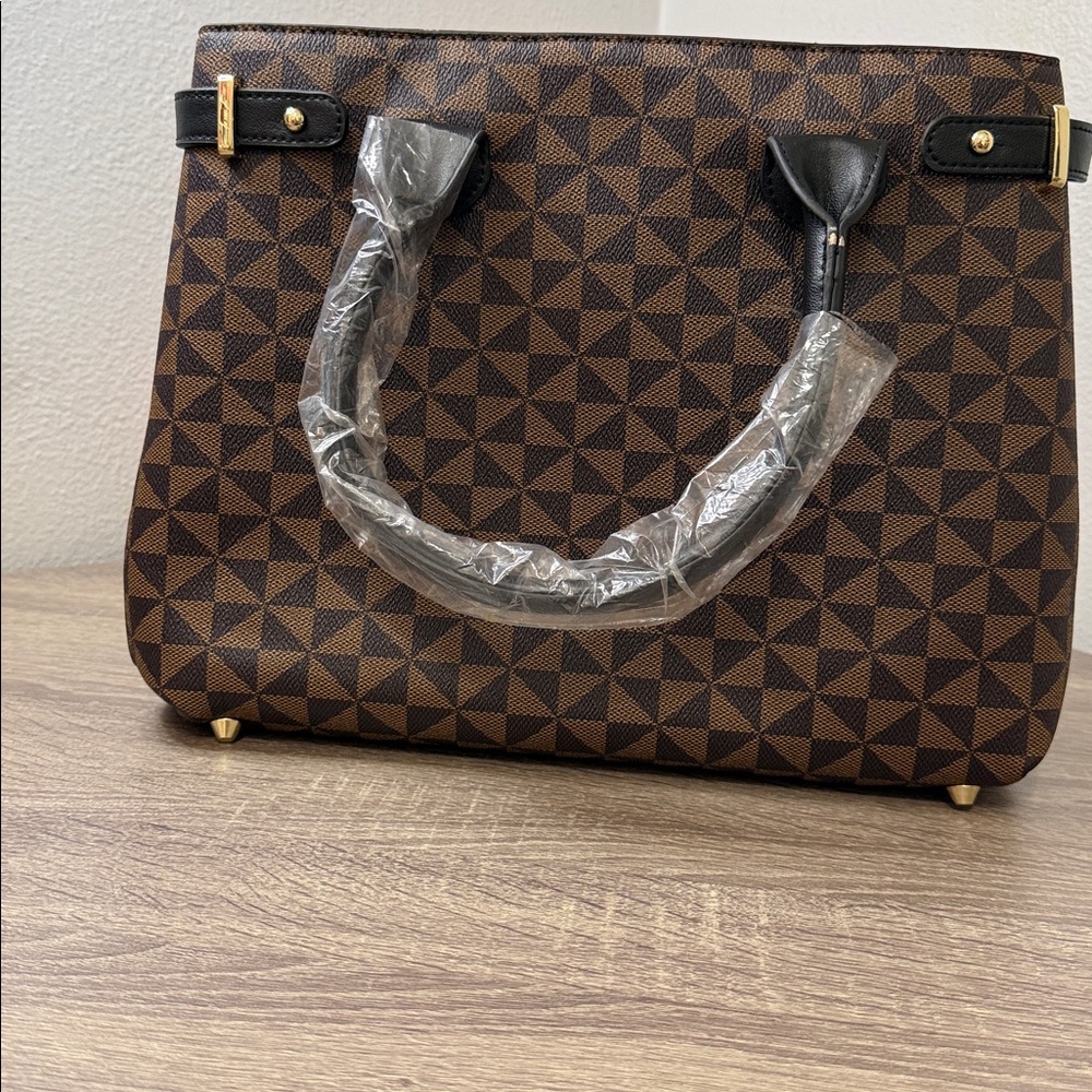 Brown Geometric Tote Bag - Picture 3 of 9